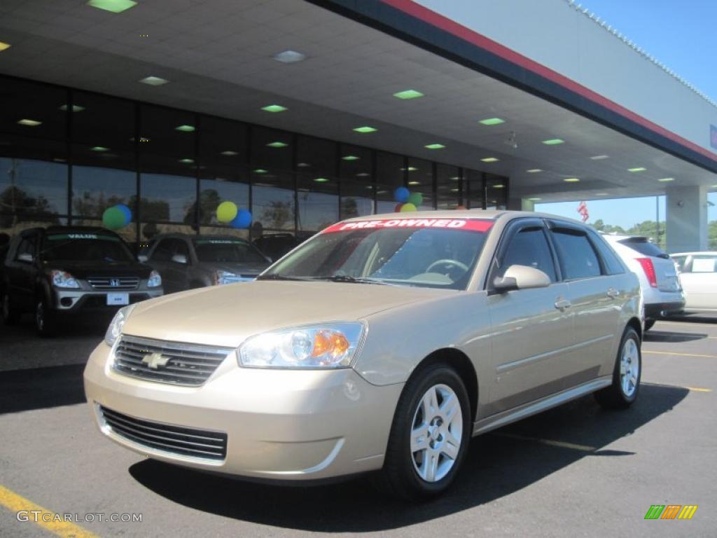 2007 Malibu Maxx LT Wagon - Sandstone Metallic / Cashmere Beige photo #1