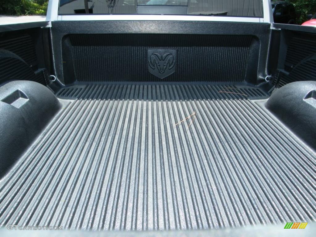 2010 Ram 1500 SLT Quad Cab - Bright Silver Metallic / Dark Slate/Medium Graystone photo #24