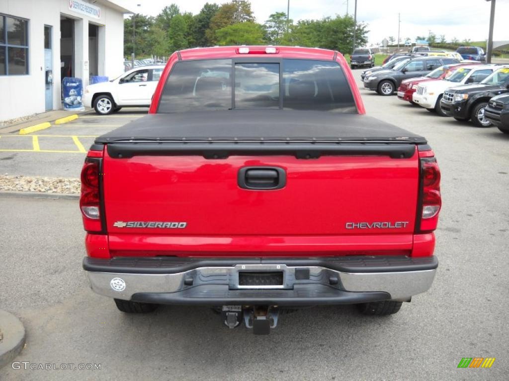 2005 Silverado 1500 Z71 Crew Cab 4x4 - Victory Red / Dark Charcoal photo #3