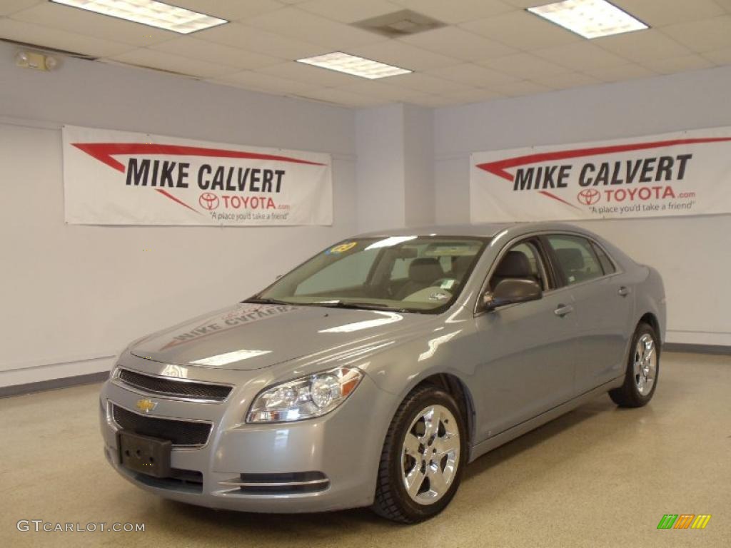 Golden Pewter Metallic Chevrolet Malibu