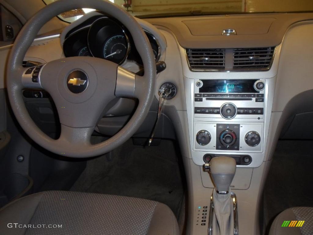 2009 Malibu LS Sedan - Golden Pewter Metallic / Titanium photo #14