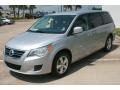 Mercury Silver Metallic - Routan SE Photo No. 3