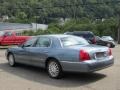 2004 Medium Steel Blue Metallic Lincoln Town Car Ultimate  photo #8