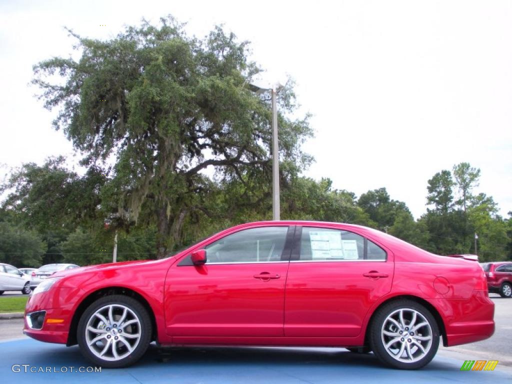 2011 Fusion SE - Red Candy Metallic / Charcoal Black photo #2