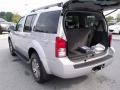 2010 Silver Lightning Metallic Nissan Pathfinder SE  photo #14