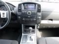 2010 Silver Lightning Metallic Nissan Pathfinder SE  photo #17