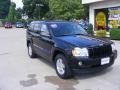 Black - Grand Cherokee Laredo 4x4 Photo No. 2