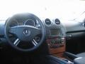 Black - ML 350 4Matic Photo No. 7