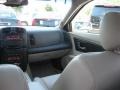 White Diamond - CTS Sedan Photo No. 43