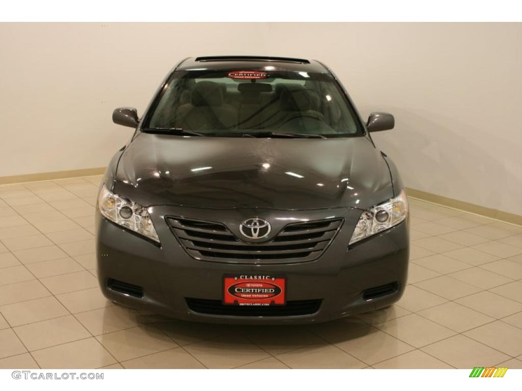 2008 Camry LE V6 - Magnetic Gray Metallic / Bisque photo #2