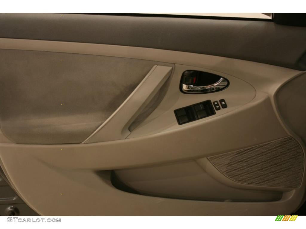2008 Camry LE V6 - Magnetic Gray Metallic / Bisque photo #8