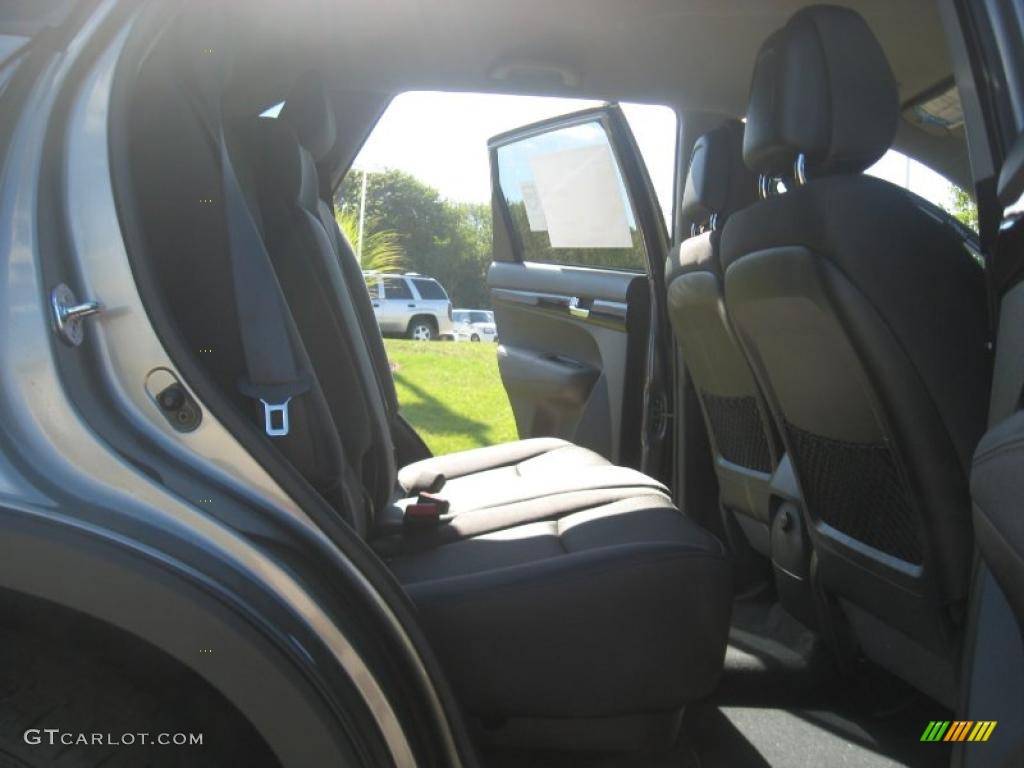 2011 Sorento LX AWD - Titanium Silver / Black photo #15