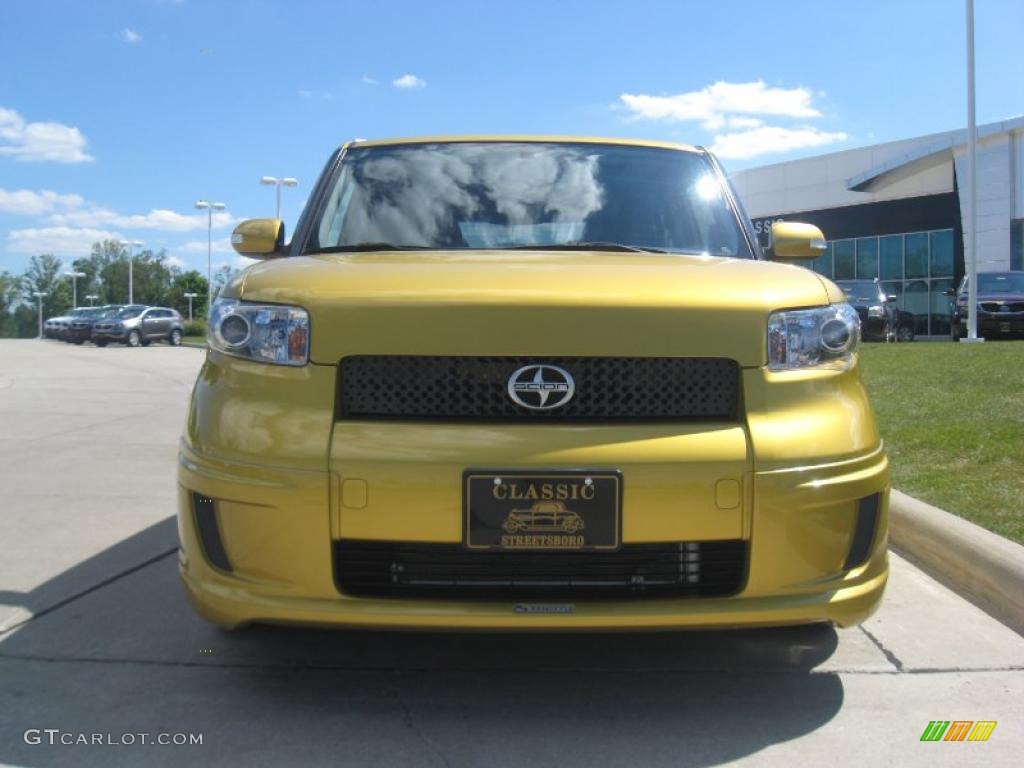 2008 Gold Rush Mica Scion xB Release Series 5.0 35427898 Photo 2 Car Color