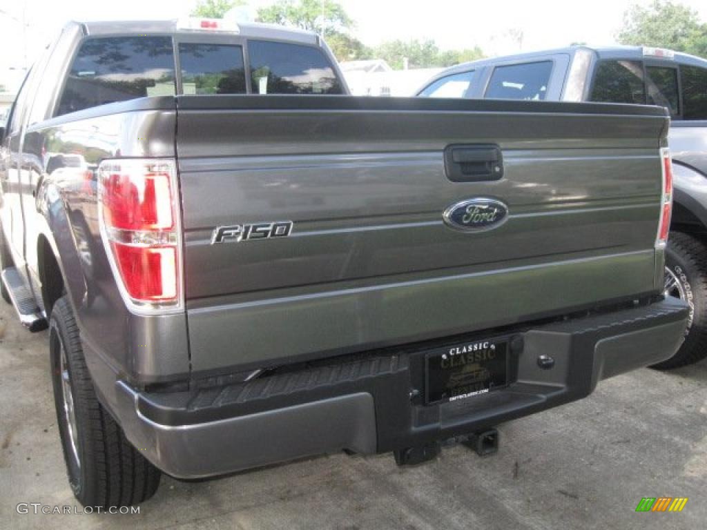 2010 F150 STX SuperCab 4x4 - Sterling Grey Metallic / Medium Stone photo #4