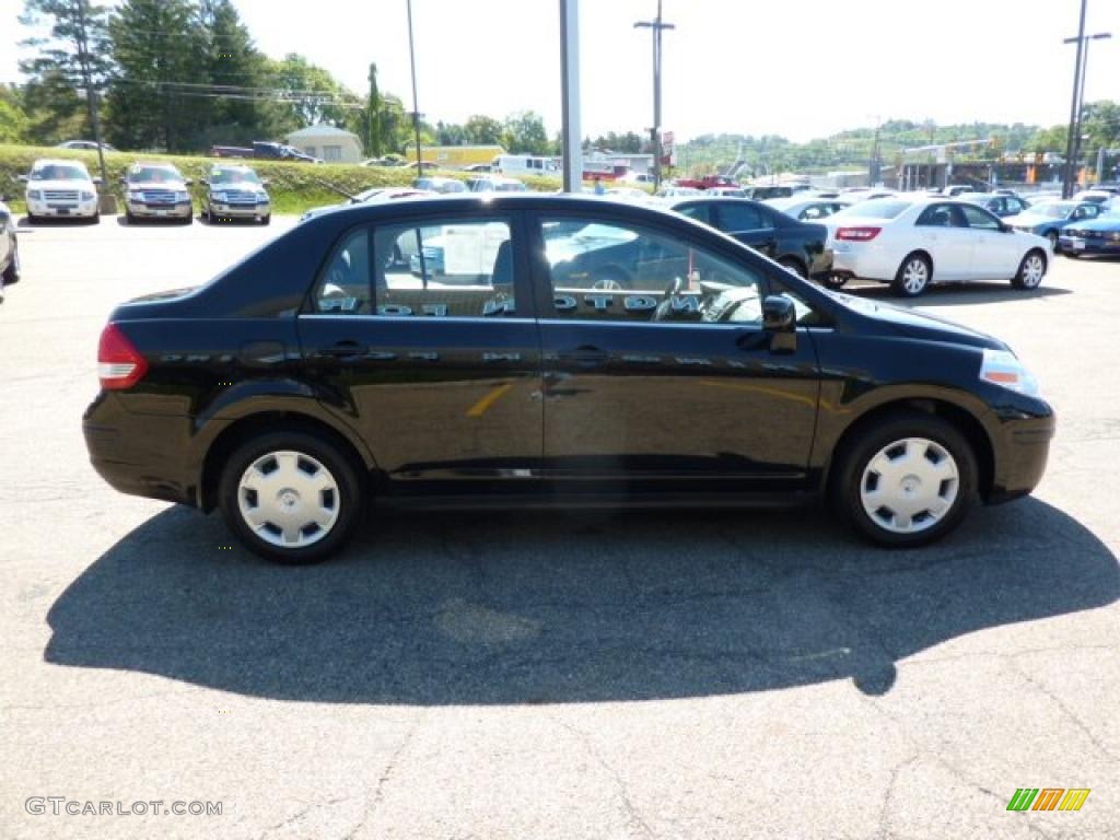 2007 Versa S - Super Black / Charcoal photo #5