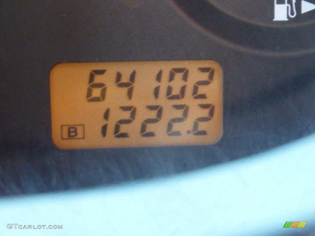2007 Versa S - Super Black / Charcoal photo #20