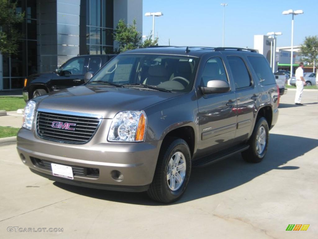 2011 Yukon SLE - Mocha Steel Metallic / Light Tan photo #1