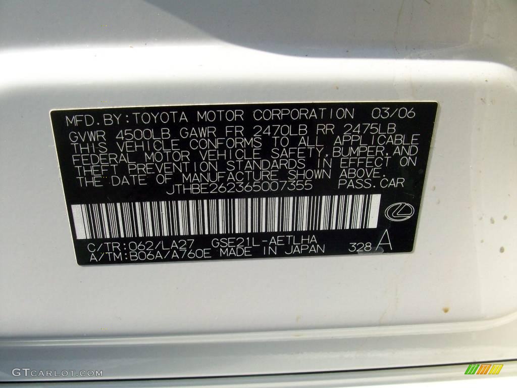 2006 IS 350 - Crystal White / Black photo #40