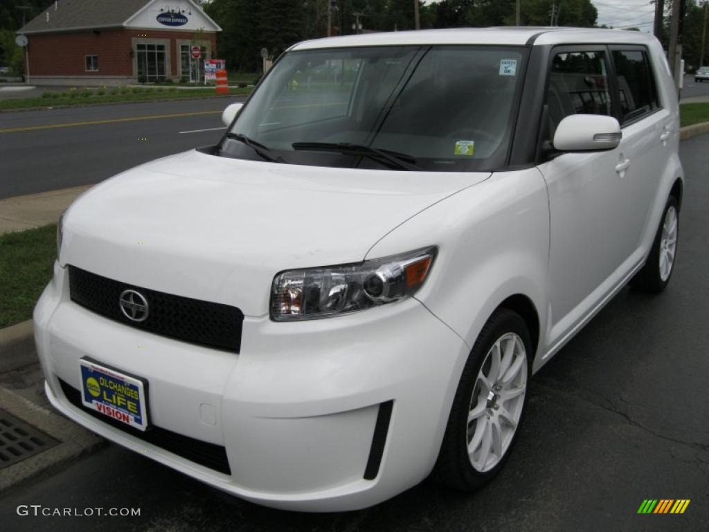 2009 Super White Scion xB 35428020 Photo 15 Car