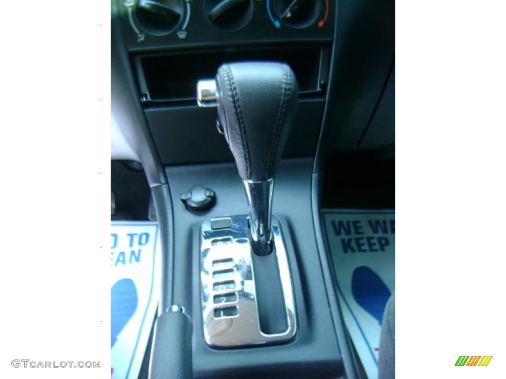 2005 Corolla S - Silver Streak Mica / Black photo #12