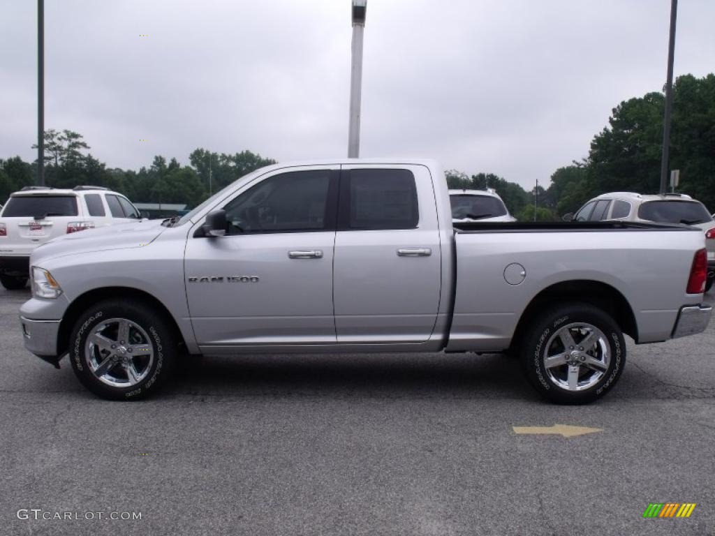 2011 Ram 1500 Big Horn Quad Cab 4x4 - Bright Silver Metallic / Dark Slate Gray/Medium Graystone photo #5