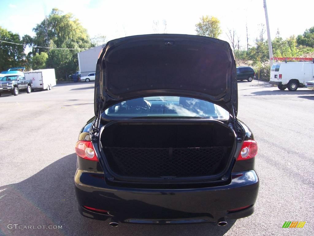 2004 MAZDA6 i Sedan - Onyx Black / Black photo #17