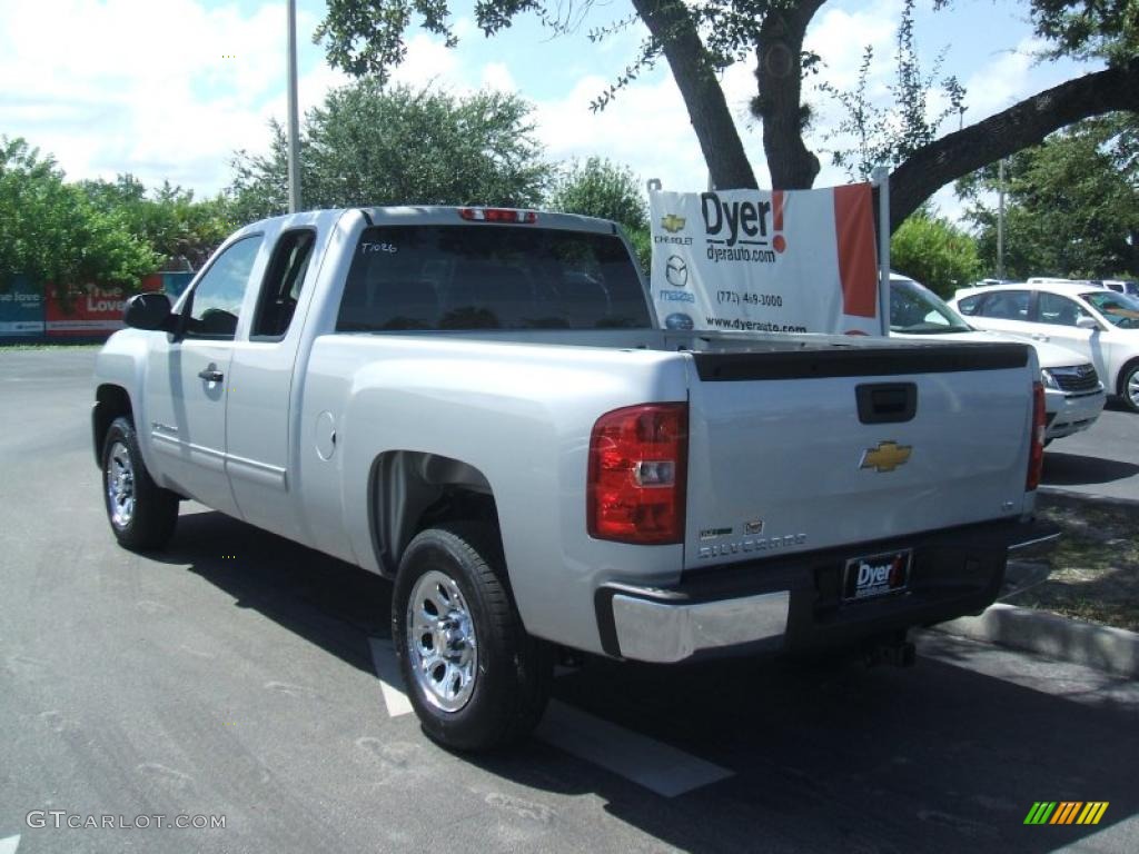 2011 Silverado 1500 LS Extended Cab - Sheer Silver Metallic / Dark Titanium photo #4