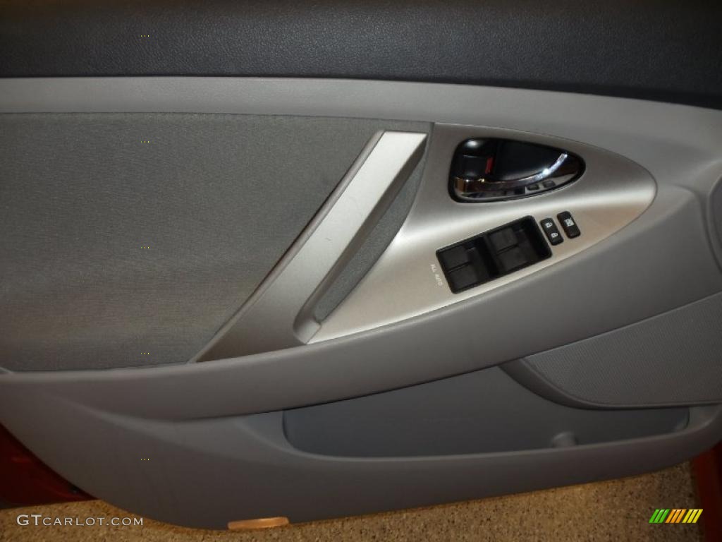 2010 Camry SE - Barcelona Red Metallic / Dark Charcoal photo #23