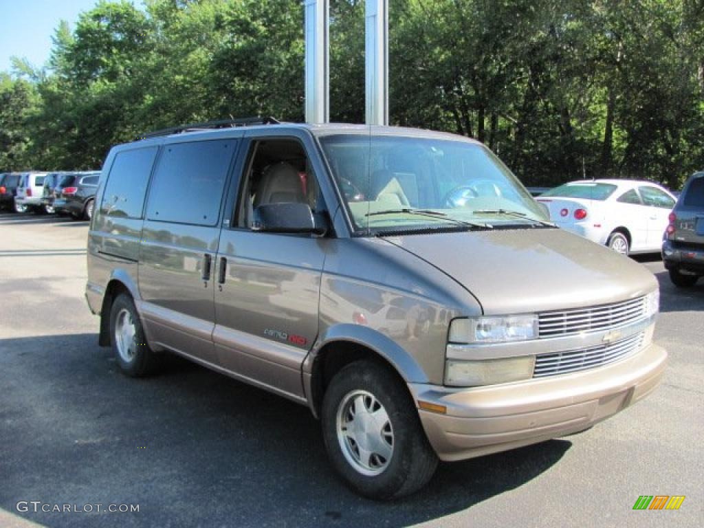 2000 Astro LS AWD Passenger Van - Medium Bronzemist Metallic / Neutral photo #5