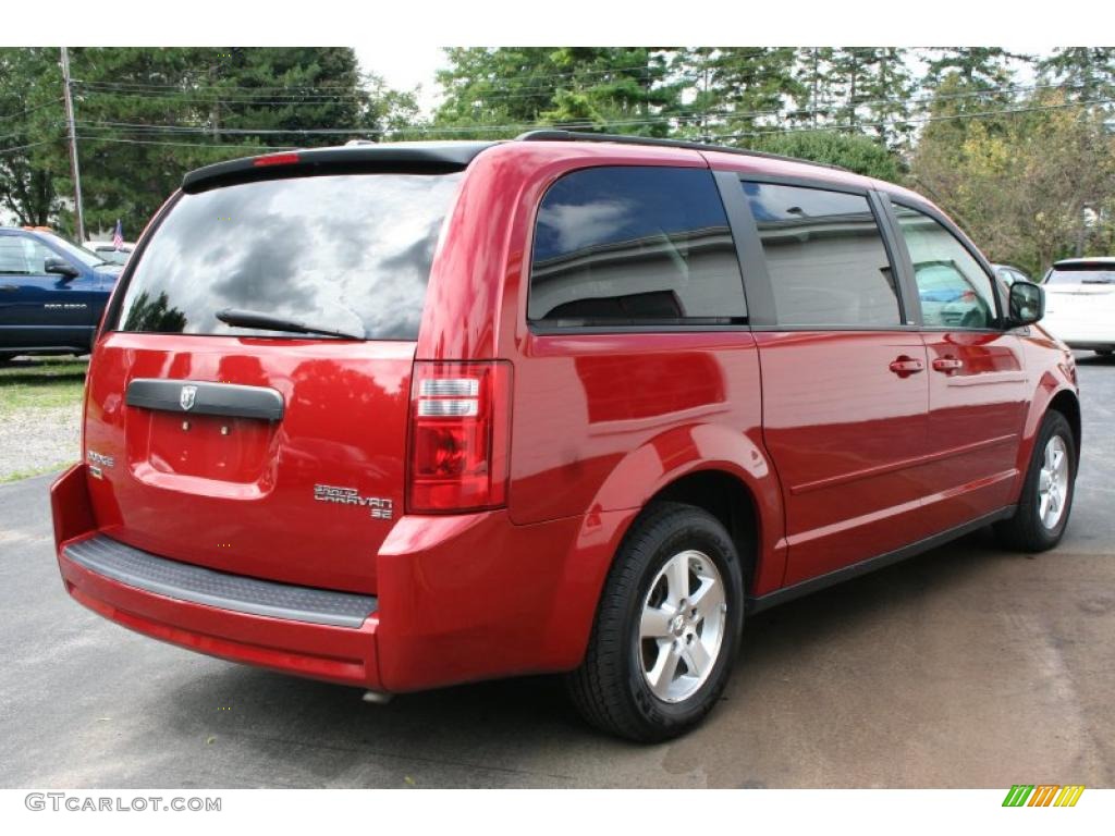 2009 Grand Caravan SE - Inferno Red Crystal Pearl / Medium Slate Gray/Light Shale photo #2