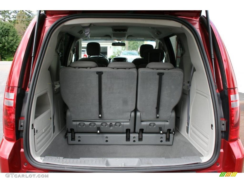 2009 Grand Caravan SE - Inferno Red Crystal Pearl / Medium Slate Gray/Light Shale photo #10