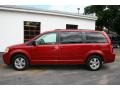 2009 Inferno Red Crystal Pearl Dodge Grand Caravan SE  photo #13