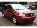 2009 Inferno Red Crystal Pearl Dodge Grand Caravan SE  photo #15