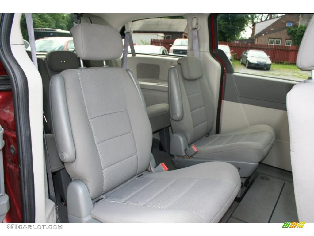 2009 Grand Caravan SE - Inferno Red Crystal Pearl / Medium Slate Gray/Light Shale photo #22