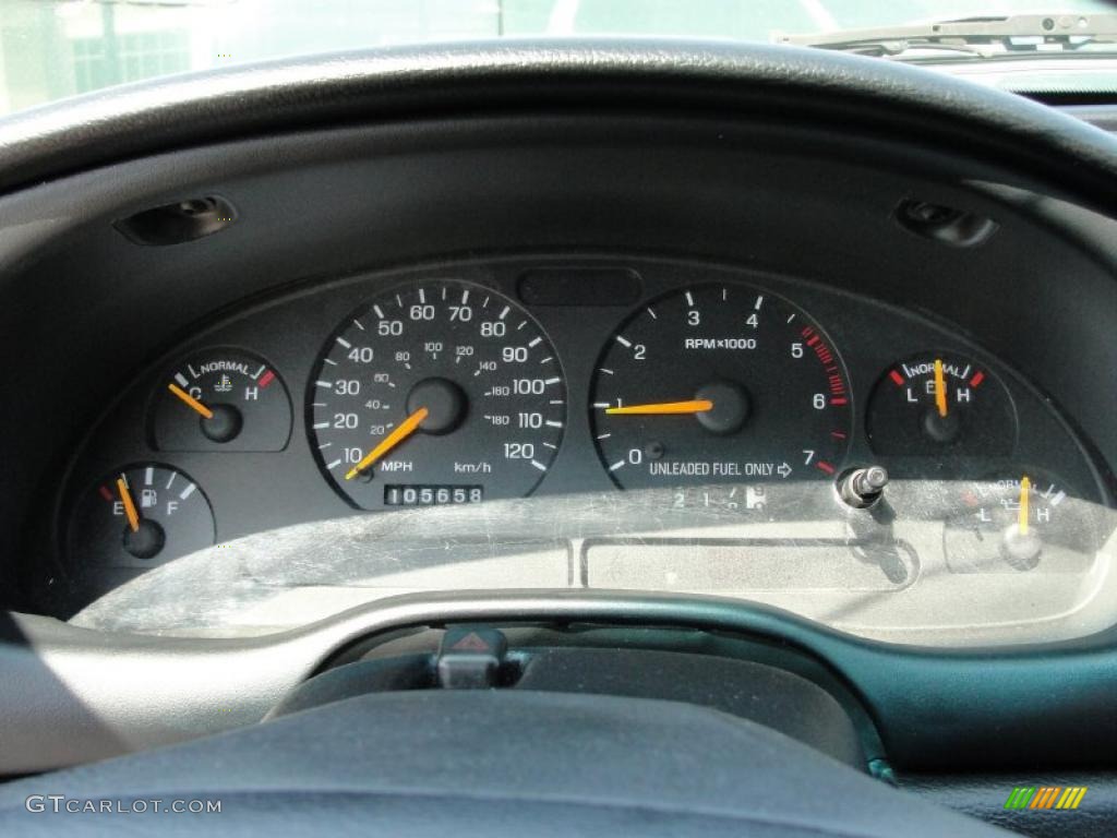 1998 Mustang V6 Coupe - Silver Metallic / Black photo #35