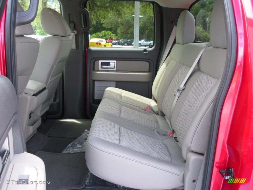 2010 F150 XLT SuperCrew 4x4 - Red Candy Metallic / Medium Stone photo #6