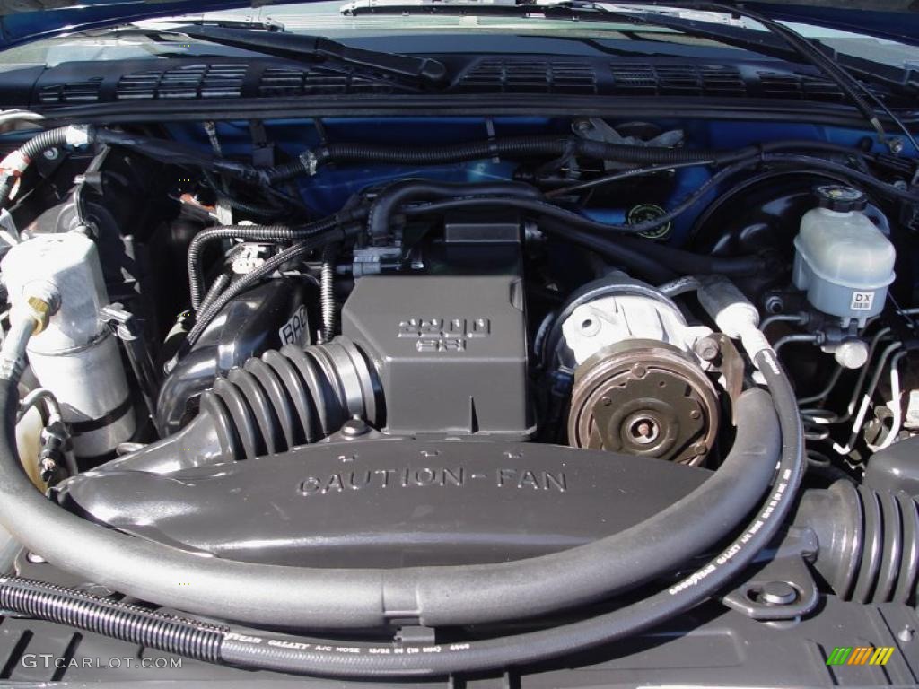 2000 S10 LS Regular Cab - Space Blue Metallic / Graphite photo #13
