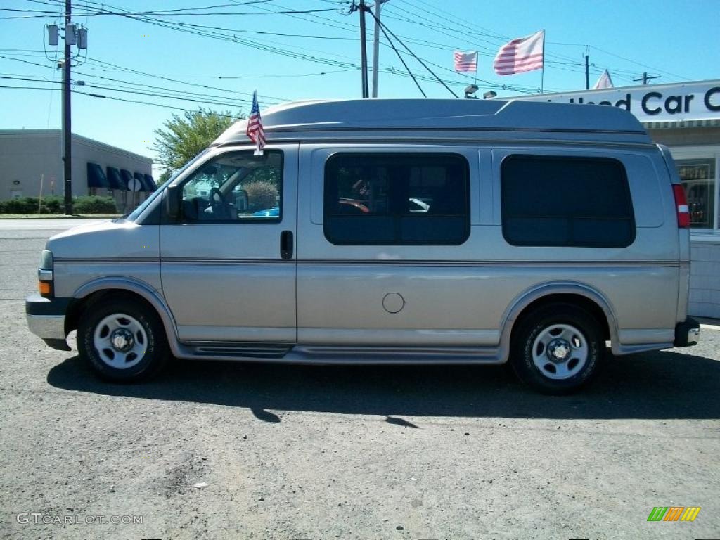 2003 Express 1500 Passenger Conversion Van - Sandalwood Metallic / Medium Dark Pewter photo #3