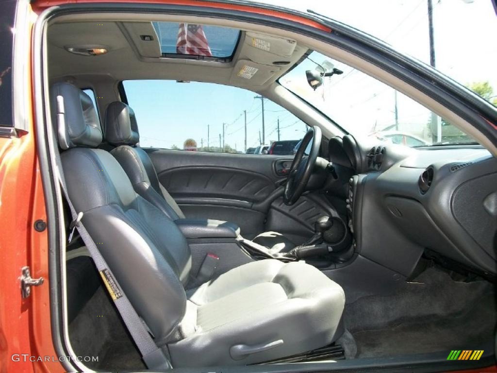 2004 Grand Am GT Coupe - Fusion Orange Metallic / Dark Pewter photo #8