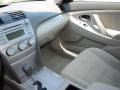 Desert Sand Mica - Camry LE Photo No. 20