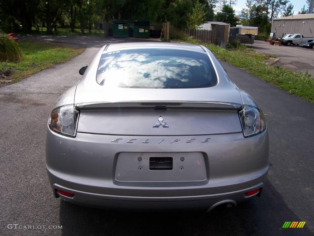 2009 Eclipse GS Coupe - Quicksilver Pearl / Medium Gray photo #4