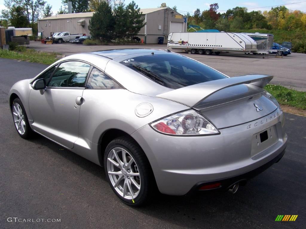 2009 Eclipse GT Coupe - Quicksilver Pearl / Medium Gray photo #3