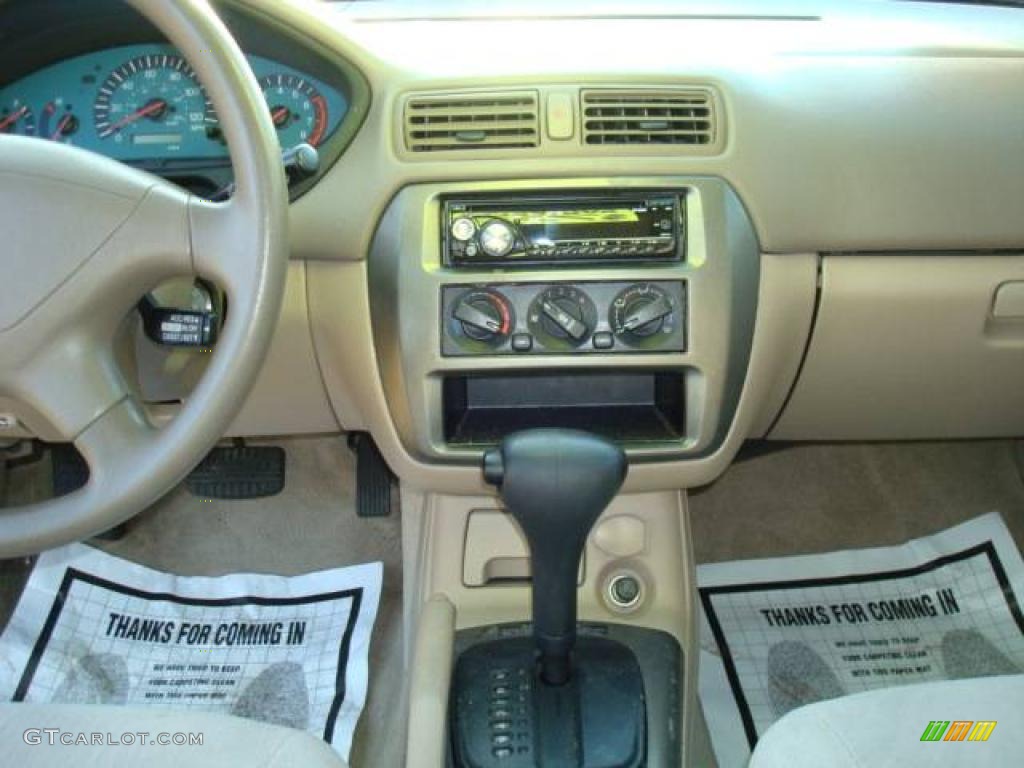 2002 Galant ES - Bodega Beige Pearl / Tan photo #11