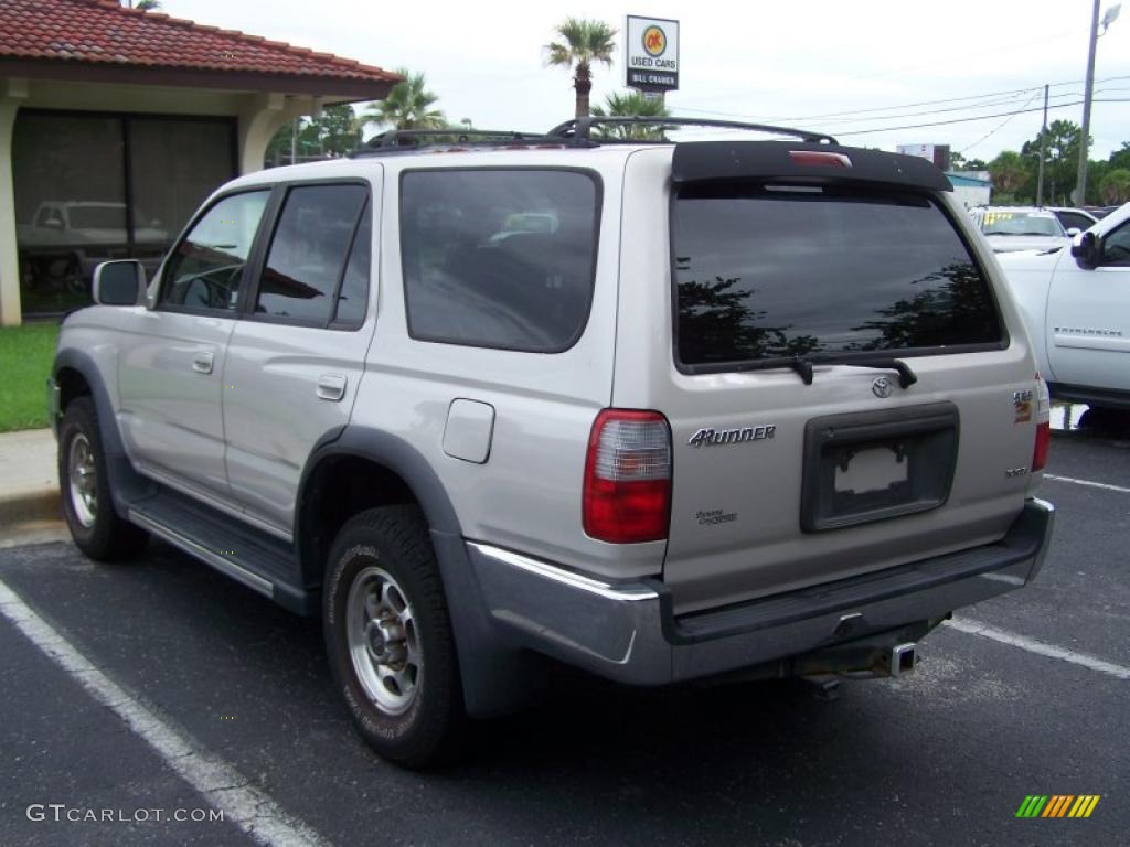 1999 4Runner SR5 - Millennium Silver Metallic / Oak photo #3