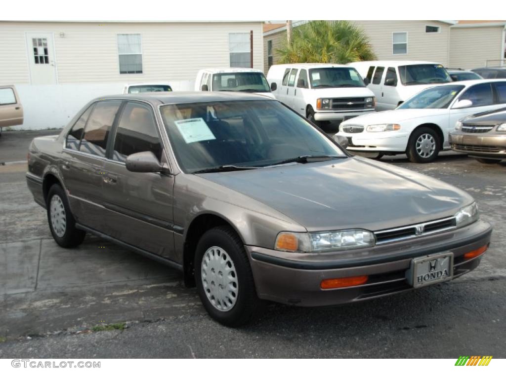 1992 Accord LX Sedan - Pewter Gray Metallic / Burgundy photo #2