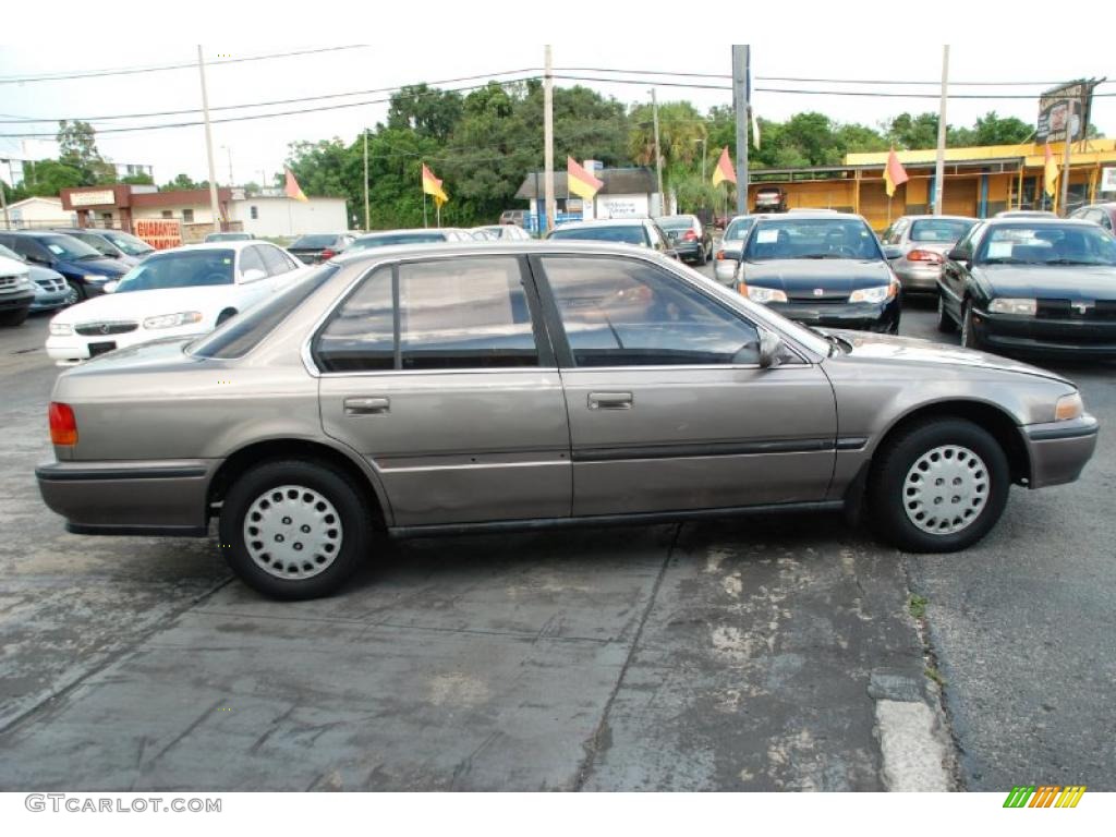 1992 Accord LX Sedan - Pewter Gray Metallic / Burgundy photo #4