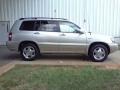 2006 Millenium Silver Metallic Toyota Highlander Sport  photo #17