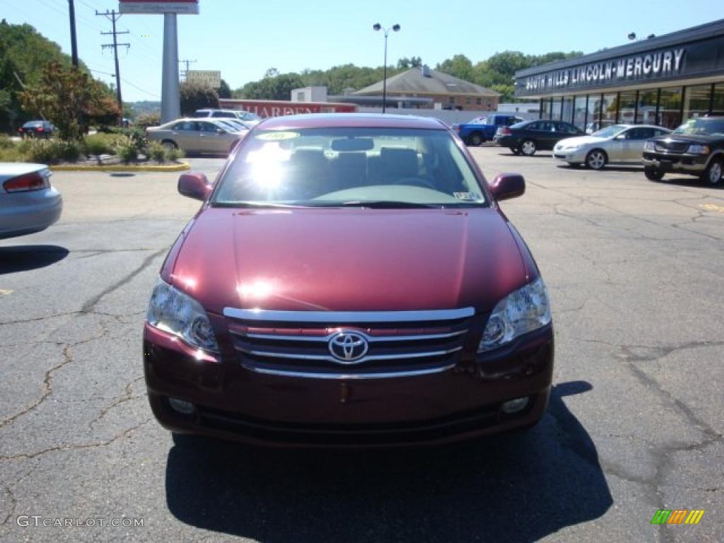 2006 Avalon XLS - Cassis Red Pearl / Ivory photo #6