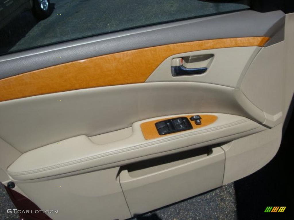 2006 Avalon XLS - Cassis Red Pearl / Ivory photo #11