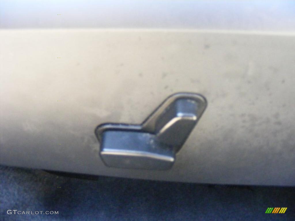 2009 Sebring Limited Sedan - Light Sandstone Metallic / Dark Slate Gray photo #10
